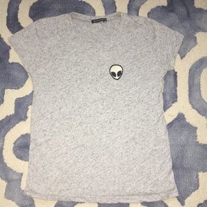 Short sleeved 👽shirt